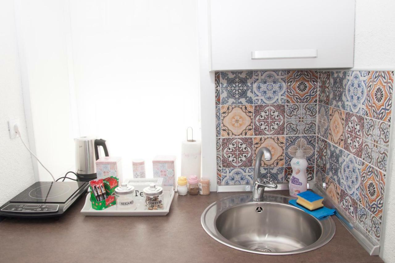 Bistrik Rose Apartment SJJ Esterno foto