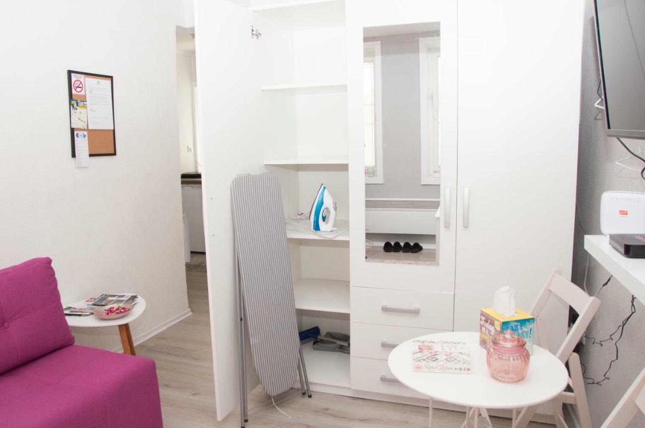 Bistrik Rose Apartment SJJ Esterno foto