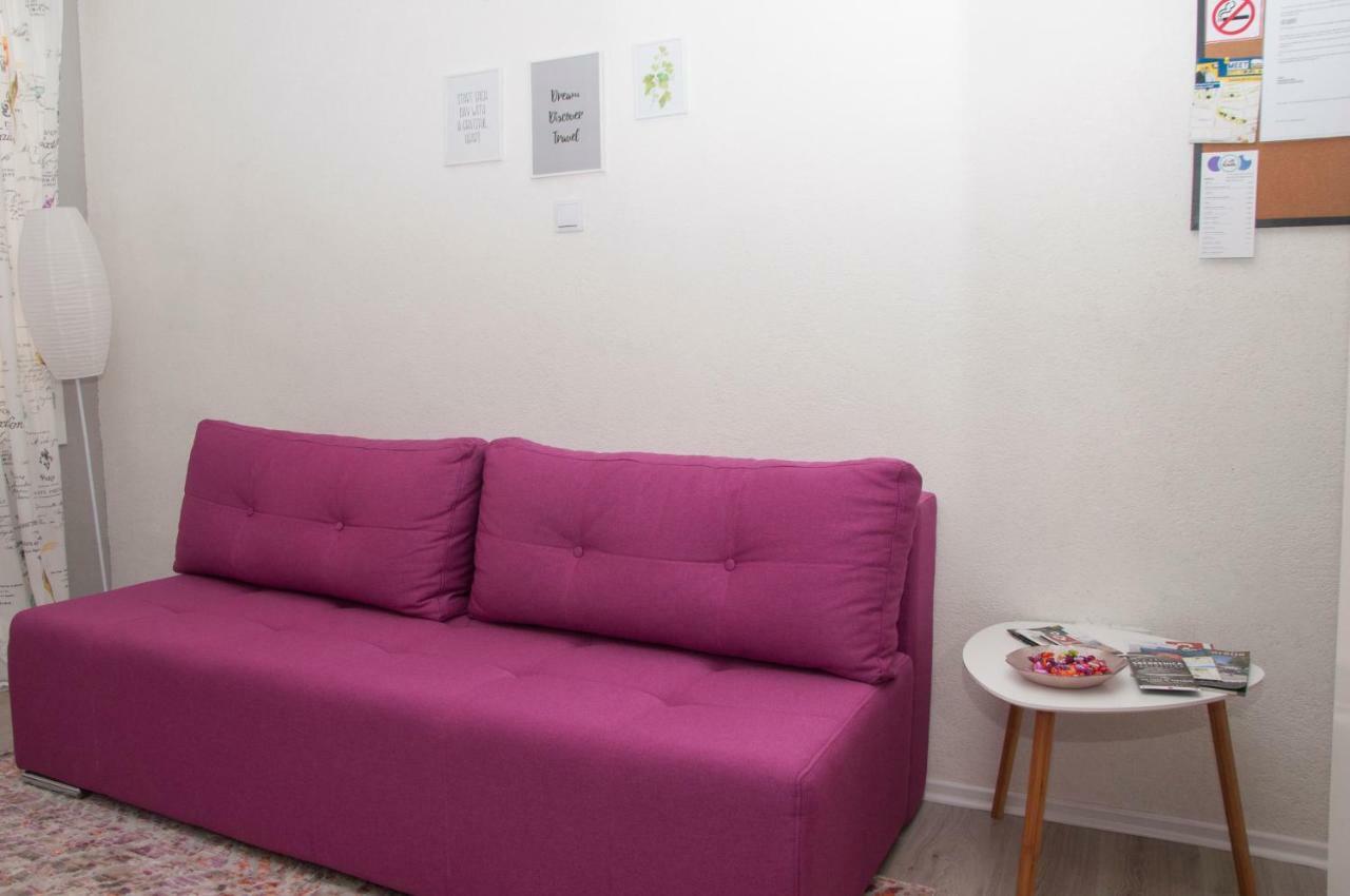 Bistrik Rose Apartment SJJ Esterno foto